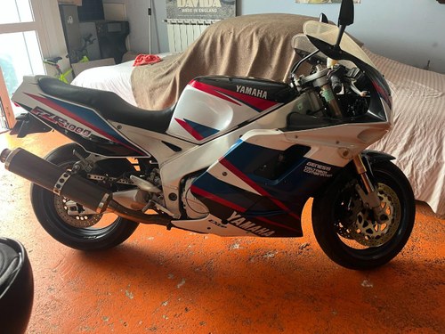 YAMAHA 1000 FZR GENESIS EXUP - 1996 A vendre