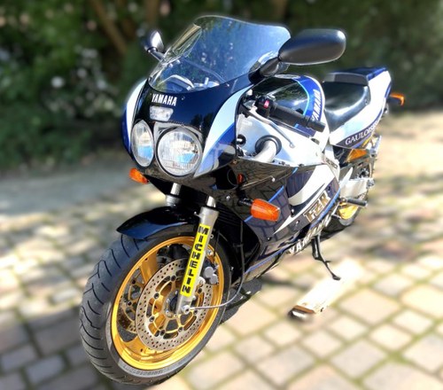 YAMAHA FZR1000 EXUP - 1990 Kaufen Bei