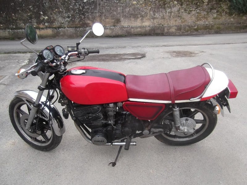 1982 Yamaha XS 850 - 1 1982 Yamaha XS 850 - 1