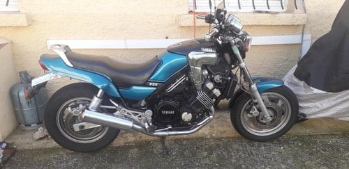 1995 YAMAHA FZX 750 Fazer A vendre