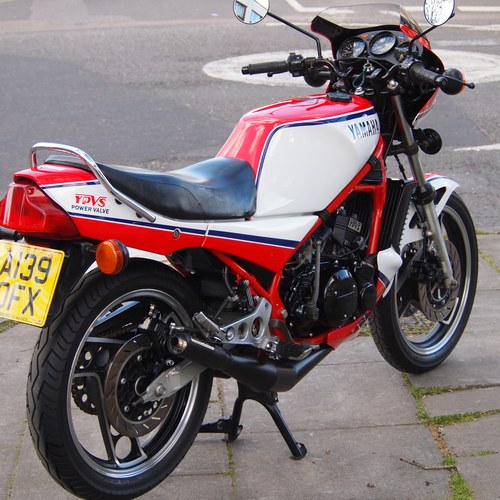 1983 Yamaha RD350 LC YPVS 31K Model, Magnificent Condition. VENDIDO