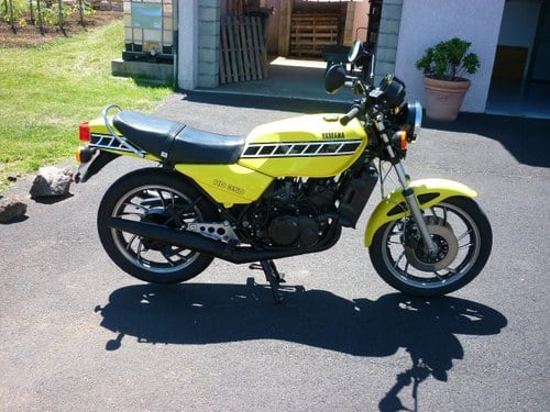 YAMAHA RD 350 4L0 - 1981 A vendre