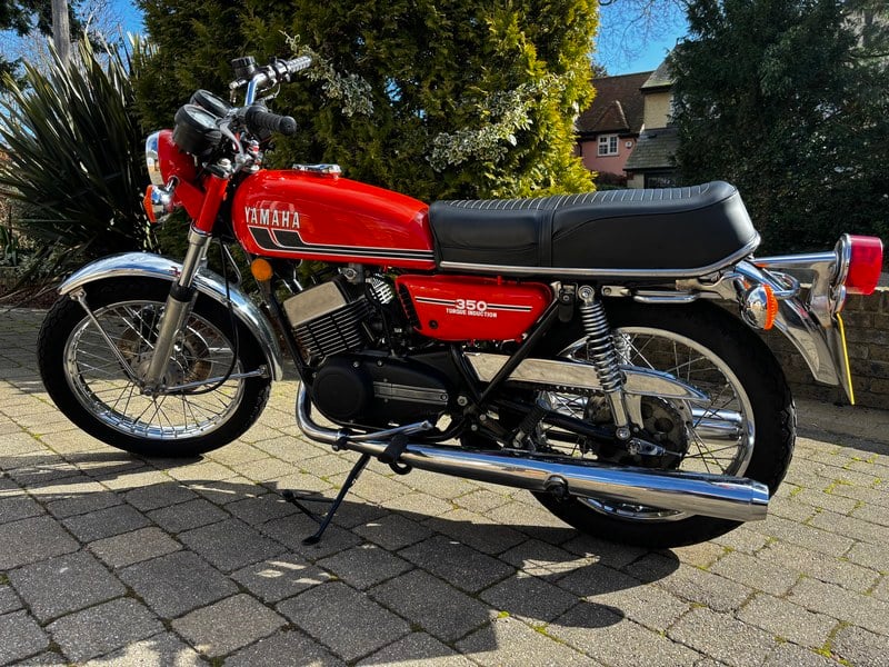 Yamaha RD 350 kaufen bei Car & Classic