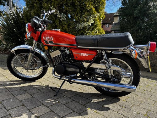 1975 Yamaha RD 350