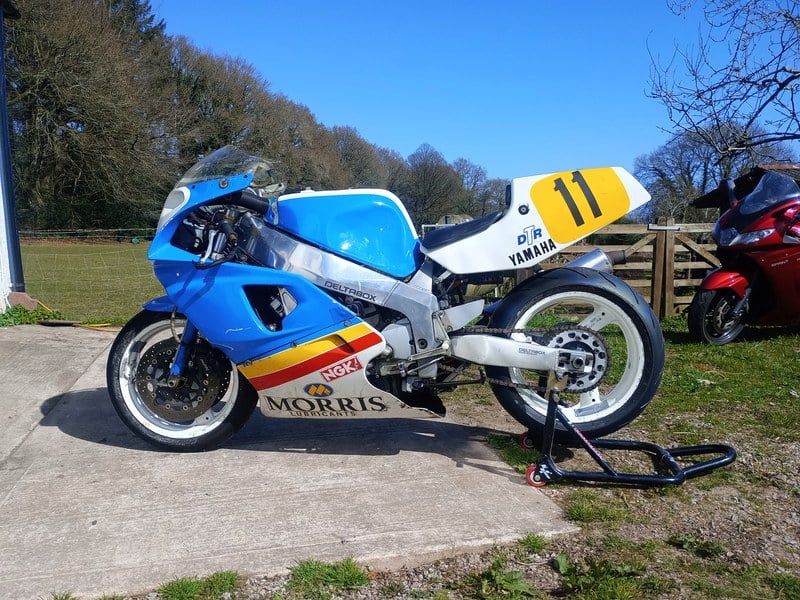 Rapid Classics: Eine Suche. Alle Oldtimer. 10 » Rapid Classics: Eine Suche. Alle Oldtimer. 1989 Yamaha FZR750R OW01