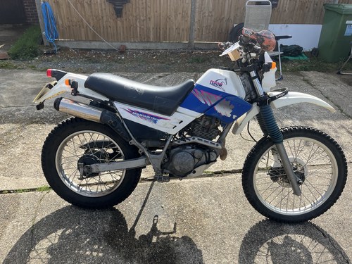 1993 Yamaha XT 225