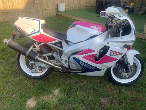 1993 Yamaha YZF 750R