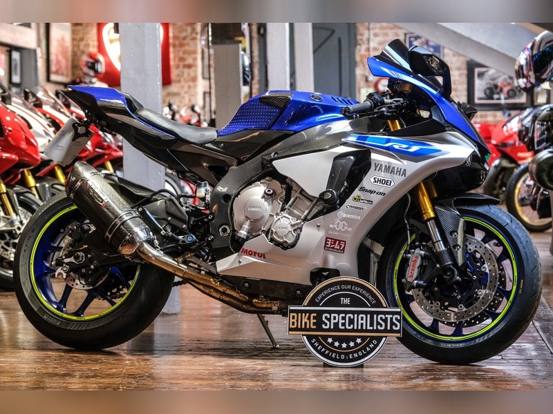 2015 Yamaha YZF R1