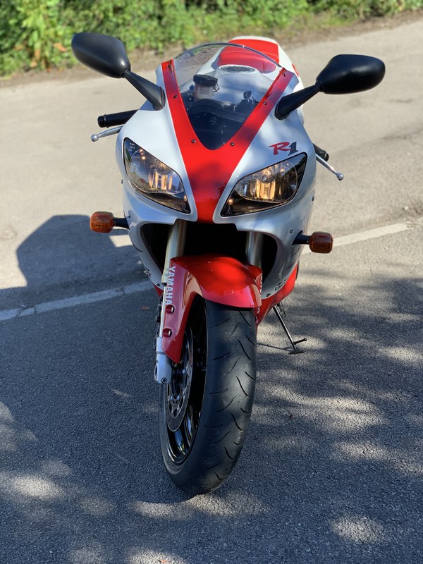 1999 Yamaha YZF R1 White Manual, 6 speed in Pilning, United Kingdom ...