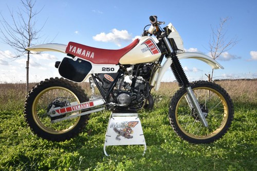 1982 Yamaha YZ 250 A vendre