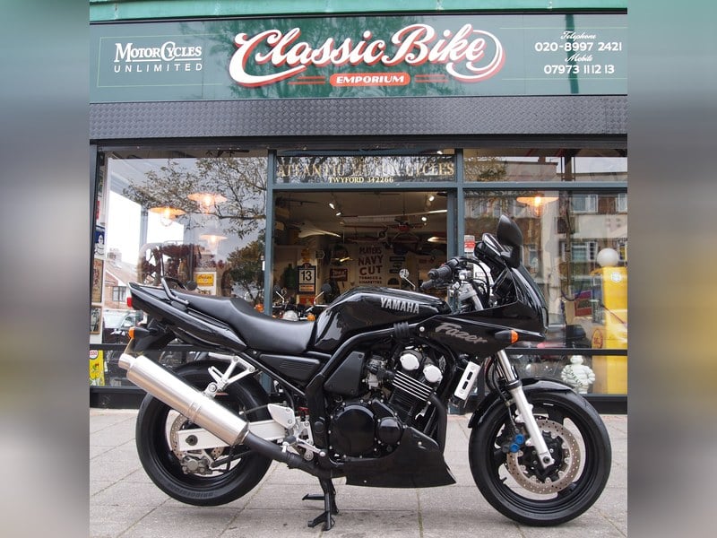 1999 Yamaha FZS600 Fazer, Low Mileage, 26 Years Old, V/Nice.