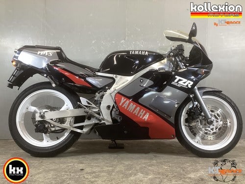 1989 YAMAHA TZR 250 3MA REVERSE 1989 TZR250 À venda