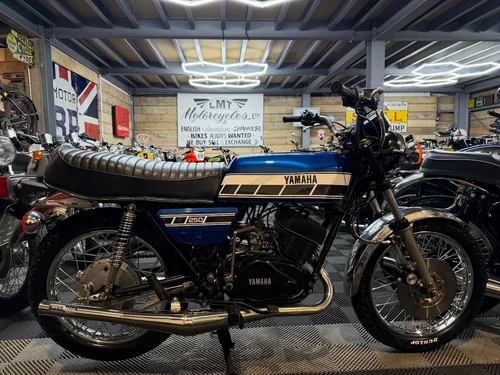 1976 Yamaha rd250 classic two stroke, UK supplied A vendre