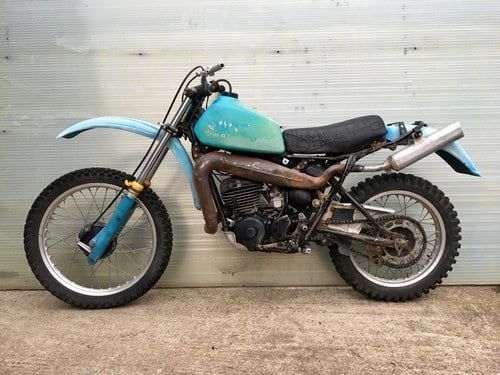 Yamaha IT250 F 1979 Restoration Project