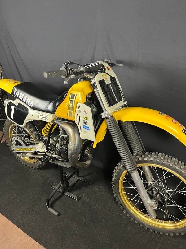 1983 Yamaha YZ 125 - 2 1983 Yamaha YZ 125 - 2