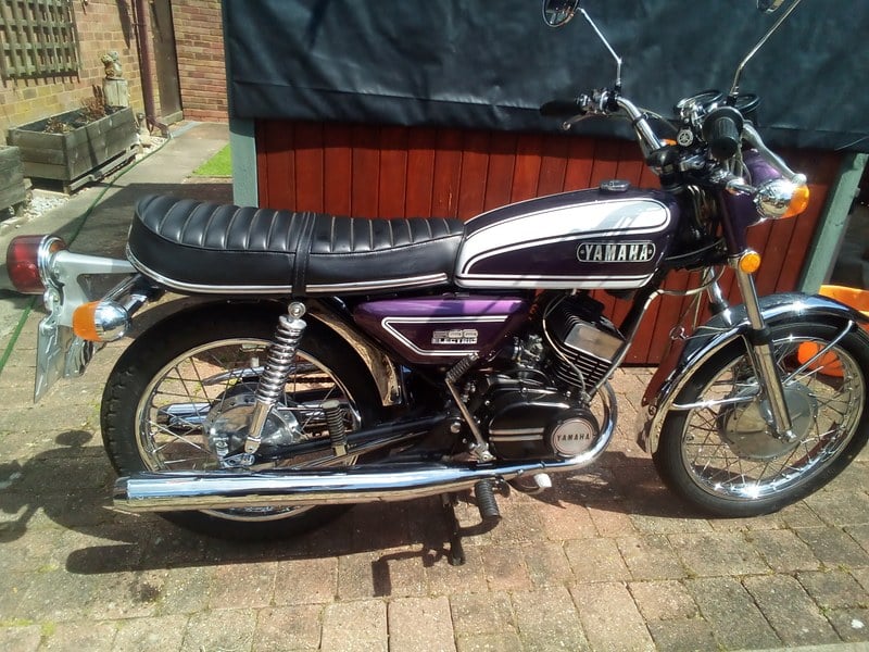 1972 Yamaha RD 200 - 1 1972 Yamaha RD 200 - 1