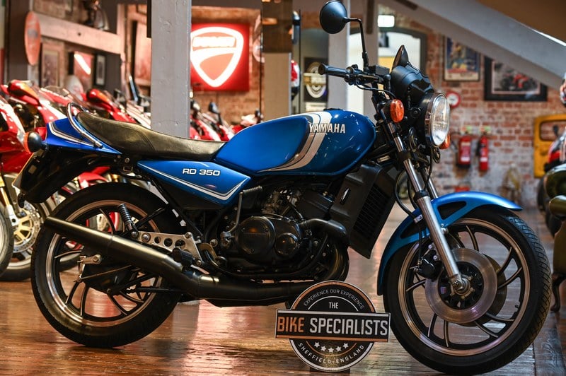 1982 Yamaha RD 350 - 1 1982 Yamaha RD 350 - 1