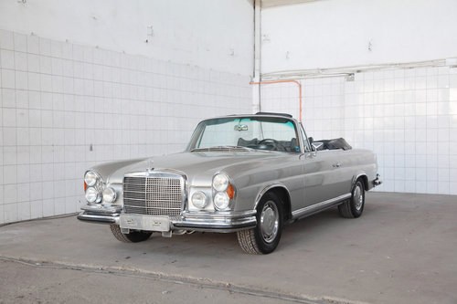 1970 Mercedes Benz 280SE 3.5 Cabriolet: 11 May 2018 For Sale by Auction