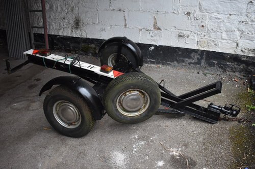 Lot 50 - A single axle bike trailer - 17/06/18 For Sale by Auction