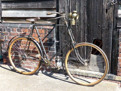 C.1898 COLUMBIA SHAFT DRIVE SAFETY BICYCLE. SOLD