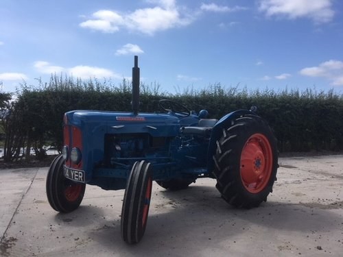 1962 Fordson Dexta Tractor at Morris Leslie Auction 18th August In vendita all'asta