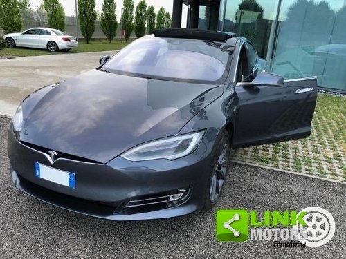 2016 Tesla Model S In vendita
