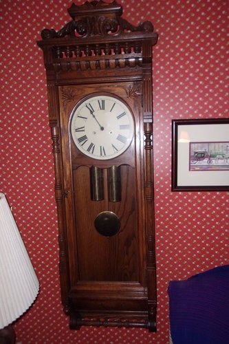 #4 Antique Clock In vendita