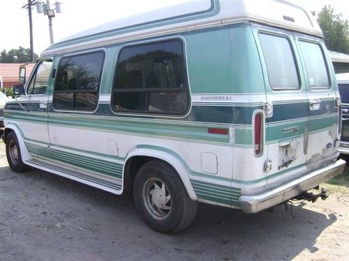 1991 Ford E-150 Van = Project , TV + VCR auto $2.5k For Sale