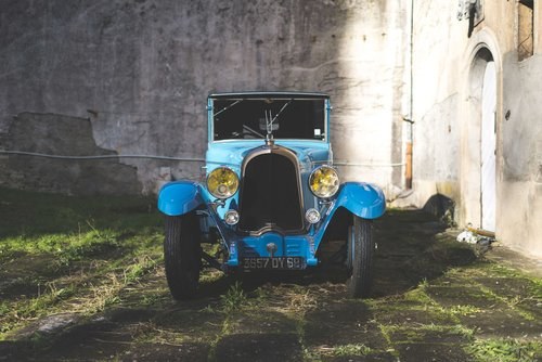 1928 Voisin C11 Cabriolet " Valse bleue " par Simon Pralavorio For Sale by Auction