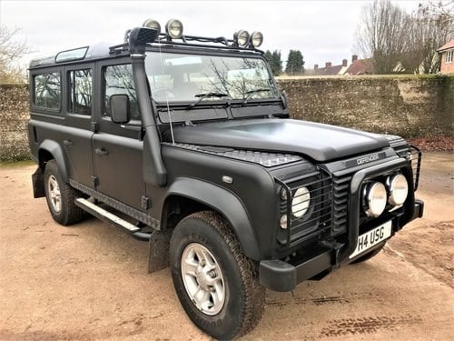 2003 03/53 Defender 110 TD5 XS station wagon 9 seater SOLD