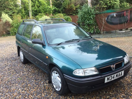 1995 Vauxhall Astra LS Estate Car For Sale