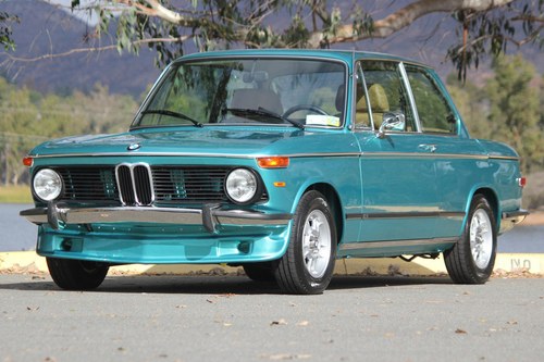 1974  BMW 2002 Coupe = Fresh Restored Go Green(~)Tan $45.5k  In vendita
