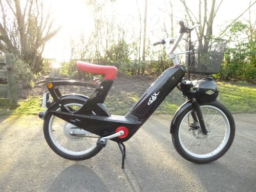 2007 E solex electric moped as new.  VENDUTO