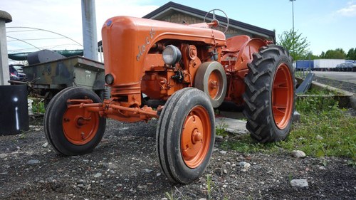1953 Oto Tractor For Sale by Auction