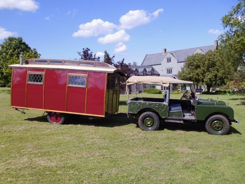 Eccles Vintage touring caravan manufactured 1920 VENDUTO