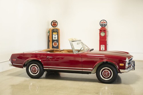 1963 Mercedes 230SL Pagoda Roadster For Sale by Auction