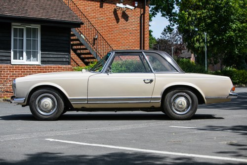 1966 Mercedes-Benz 230 SL Pagoda In vendita all'asta