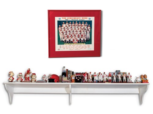 Cincinatti Reds Collectibles For Sale by Auction