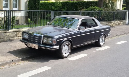 1981 Mercedes- Benz 230 CE For Sale by Auction
