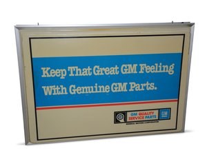 GM Quality Service Parts Lighted Plastic Sign In vendita all'asta