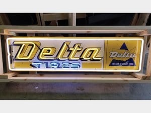 Delta Tires Neon Tin Sign In vendita all'asta