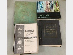 Jaguar service books, Lucas parts catalogue, and club litera In vendita all'asta