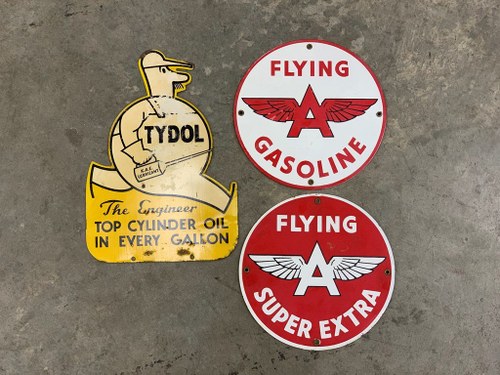 Tydol Flying A Pump Plates with Tydol Metal Sign For Sale by Auction