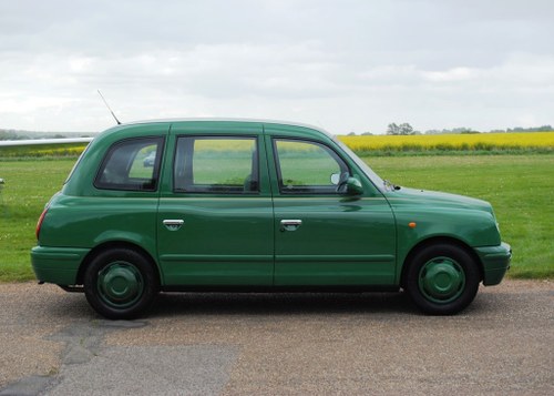 2006 London Taxi LTI TXII Gold For Sale by Auction