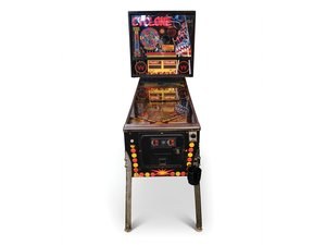 Cyclone Pinball Machine by Williams In vendita all'asta