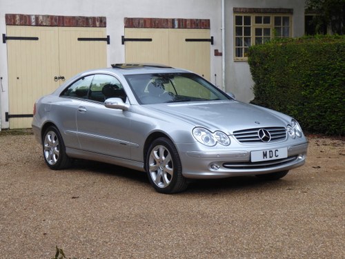 2002 Mercedes CLK 320 11,000 miles  from new just superb  In vendita