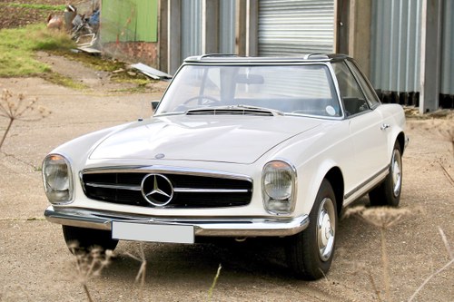 1967 Mercedes-Benz 250 SL Pagoda For Sale by Auction