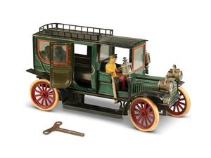 Carette Limousine 16-inch Clockwork Tin Toy Car, ca. 1910 For Sale by Auction