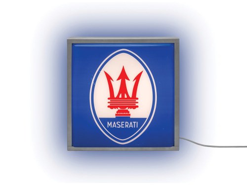 Maserati Illuminated Sign In vendita all'asta