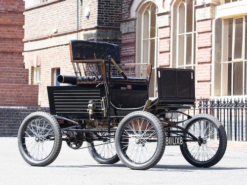 1900 Locomobile Steamer Type 2 5½hp Spindle Seat Runabout For Sale by Auction